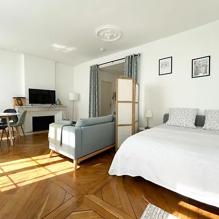 Maria - Centre Historique - Parking Prive Apartment